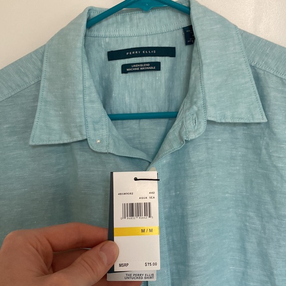 Perry Ellis Casual Button Down - Picture 2 of 3